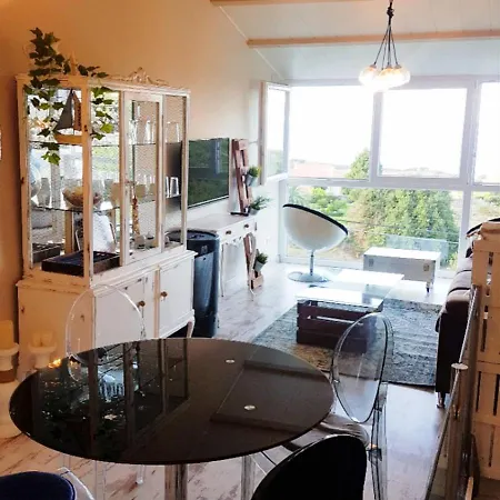 Mar Y Montana Laredo